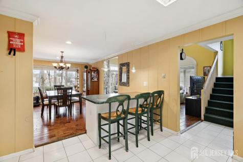118 Coppertree Court Edison NJ 08820
