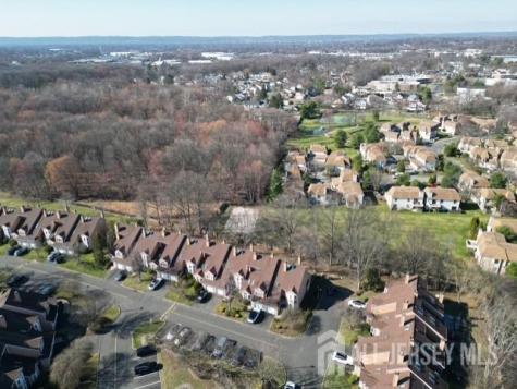 118 Coppertree Court Edison NJ 08820