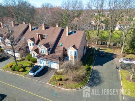 118 Coppertree Court Edison NJ 08820