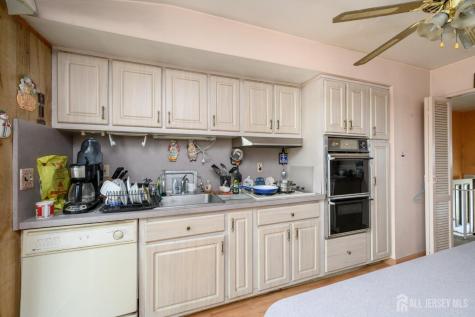 7 Sheinfine Avenue South River NJ 08882
