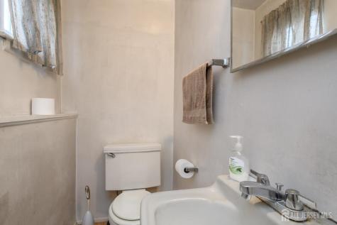 7 Sheinfine Avenue South River NJ 08882