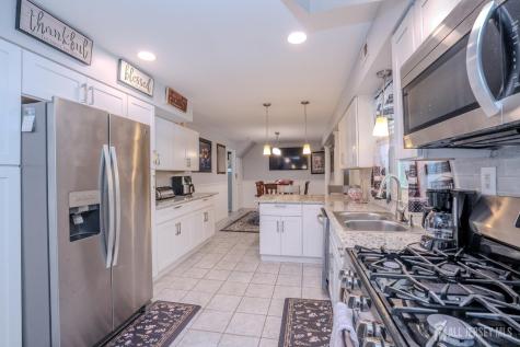 16 Neptune Court Franklin Twsp NJ 08873