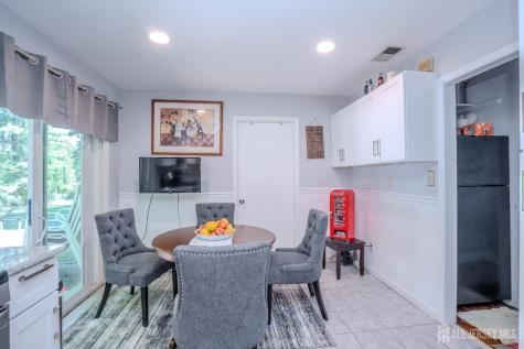 16 Neptune Court Franklin Twsp NJ 08873