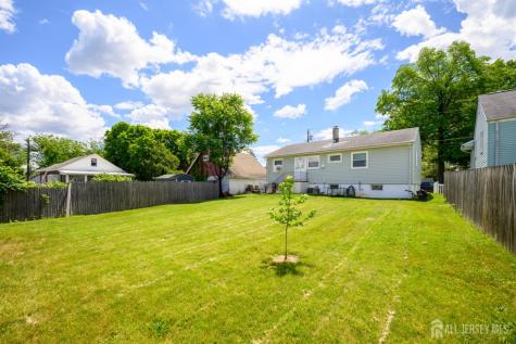 290 Grove Street Woodbridge Proper NJ 07095