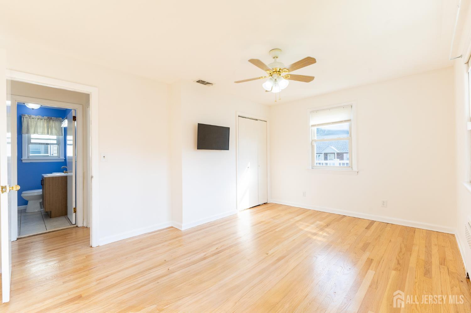 2 Hilltop Avenue Sayreville NJ 08879