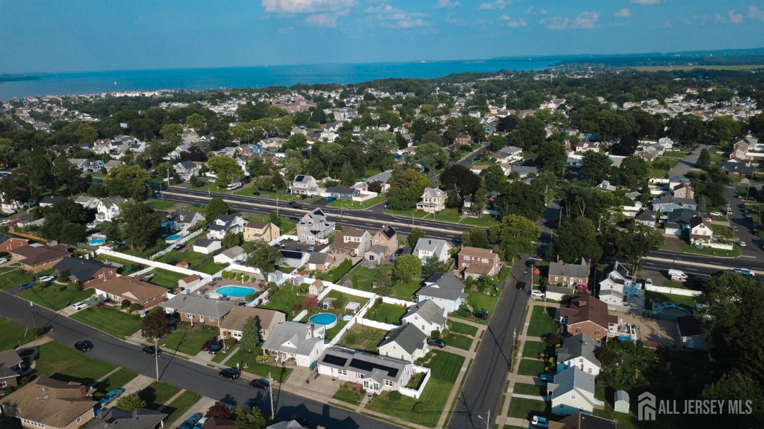 2 Hilltop Avenue Sayreville NJ 08879