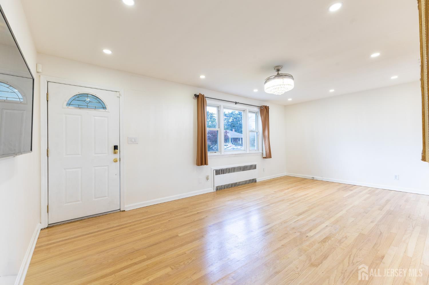 2 Hilltop Avenue Sayreville NJ 08879