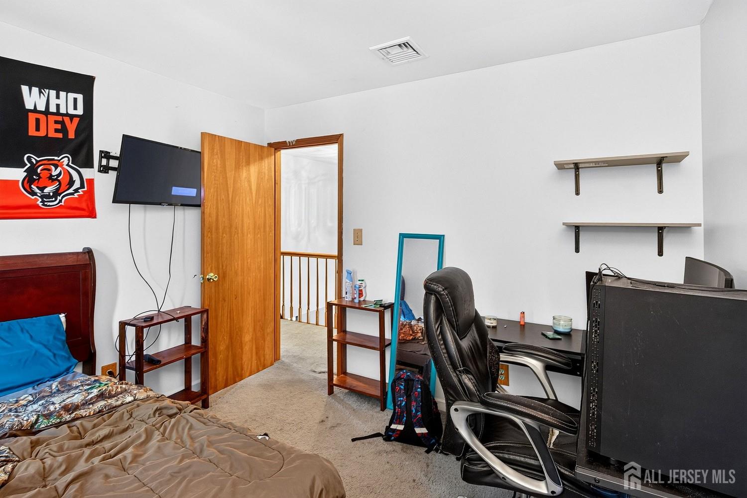 53 Hoffman Road Monroe NJ 08831