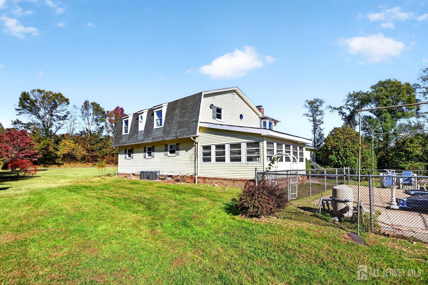 53 Hoffman Road Monroe NJ 08831
