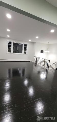 4 Arlington Place Piscataway NJ 08854