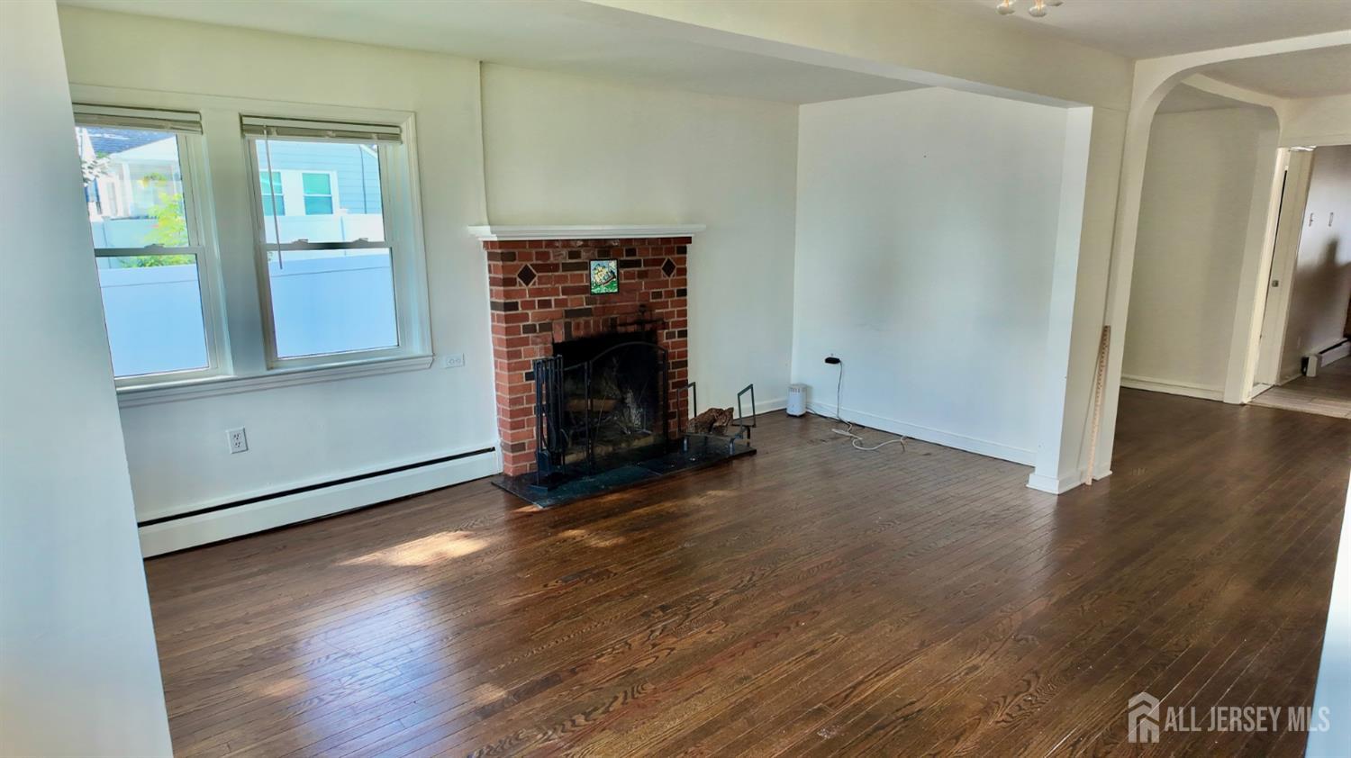 1142 Woodmere Drive Keyport NJ 07735