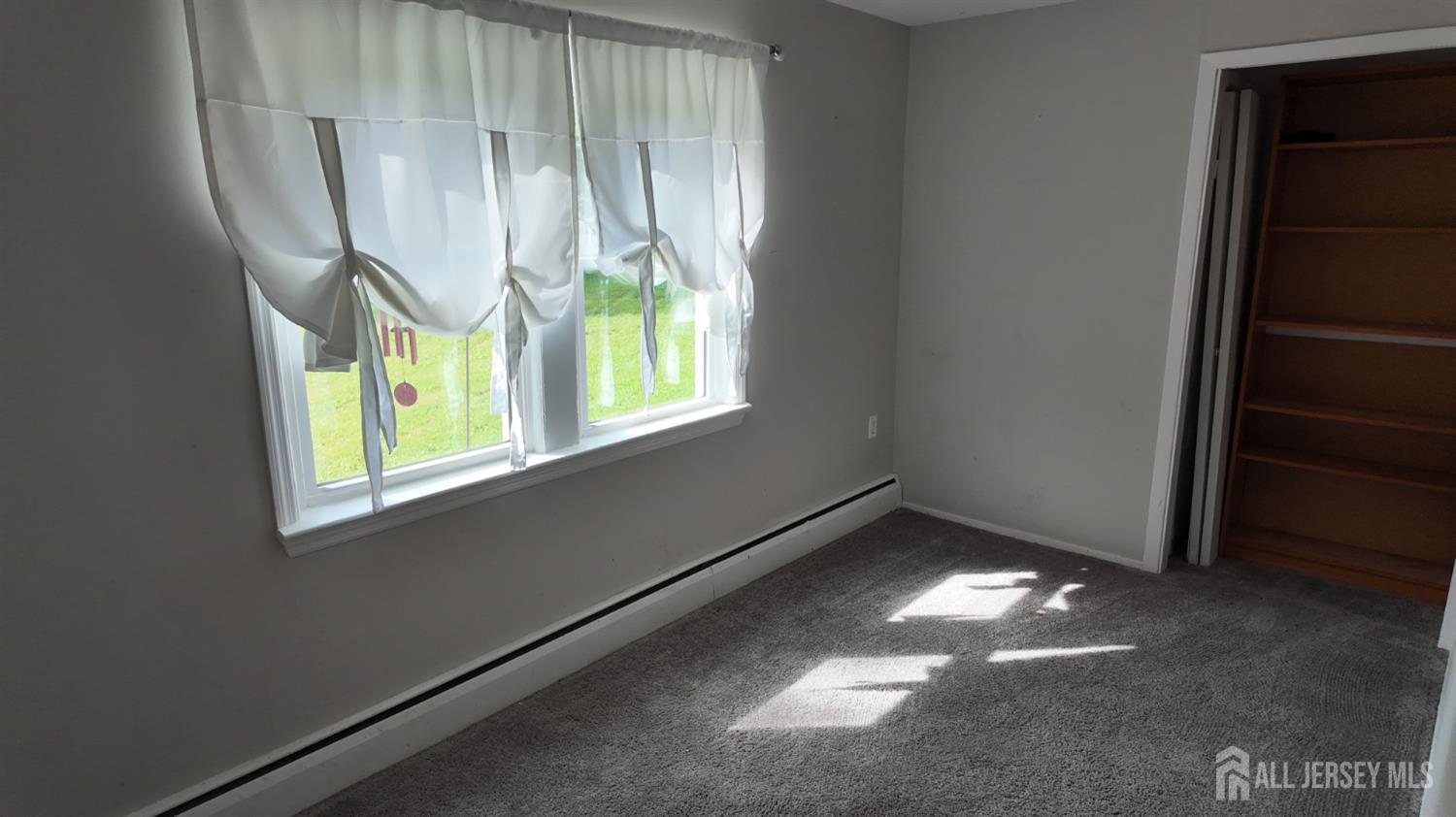 1142 Woodmere Drive Keyport NJ 07735