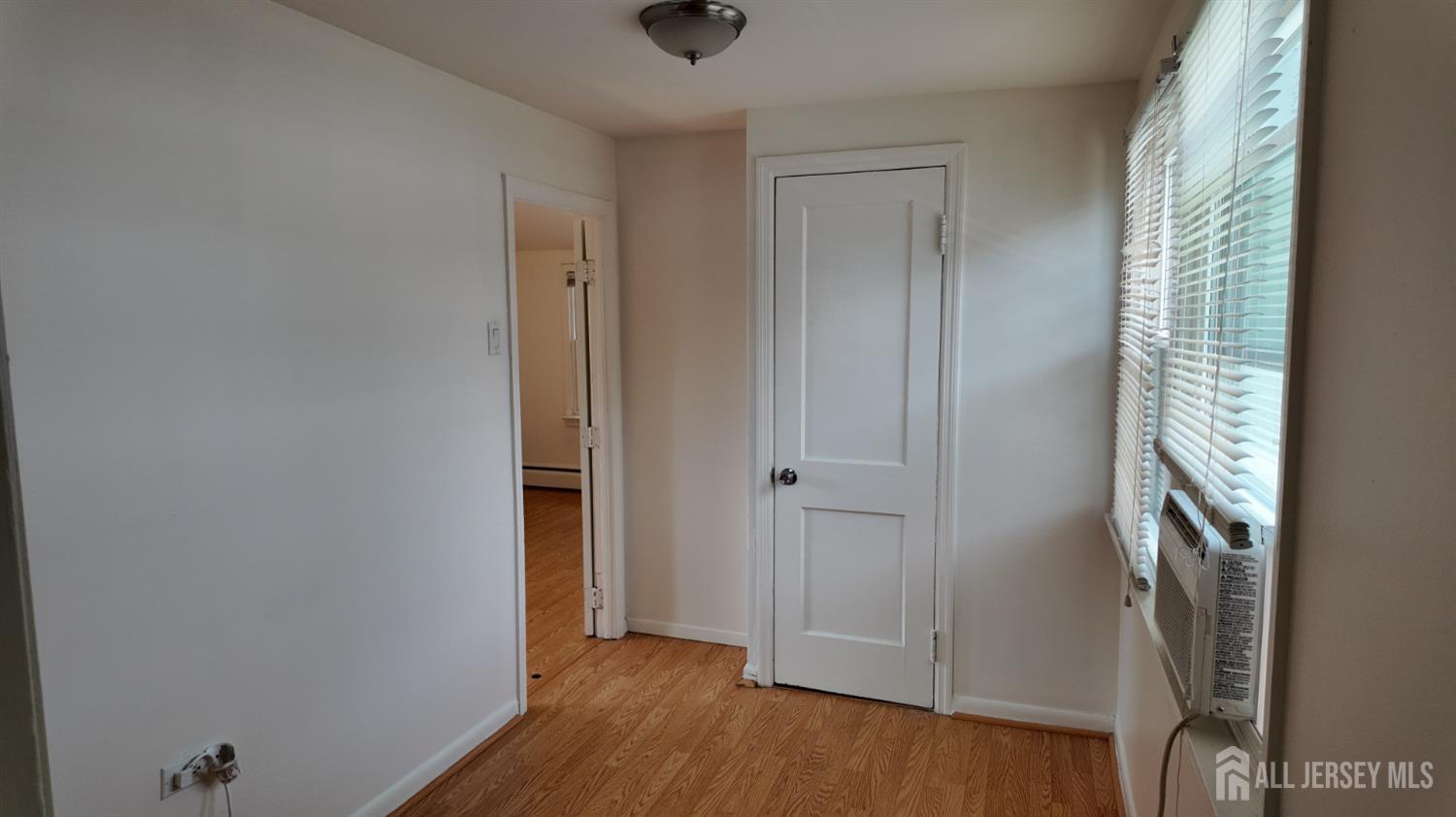 1142 Woodmere Drive Keyport NJ 07735