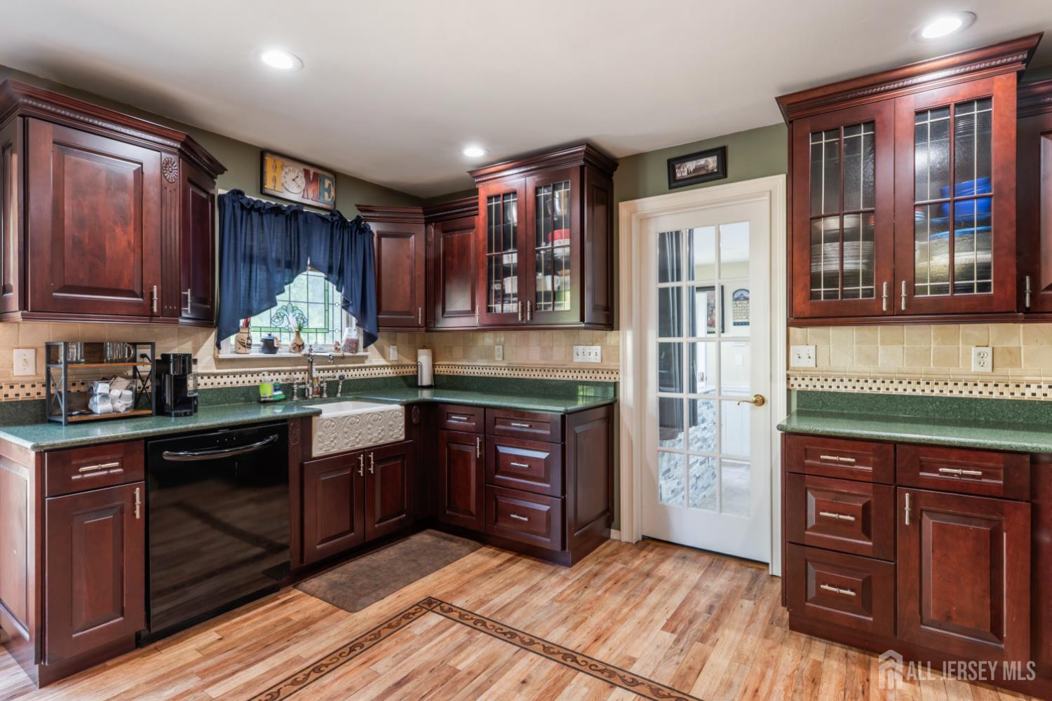7 Rosewood Lane Monroe NJ 08831