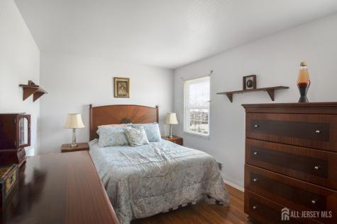 118 Wilton Avenue Middlesex NJ 08846