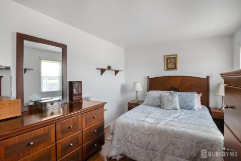 118 Wilton Avenue Middlesex NJ 08846