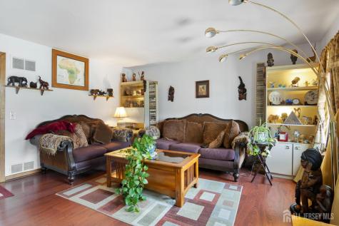 118 Wilton Avenue Middlesex NJ 08846