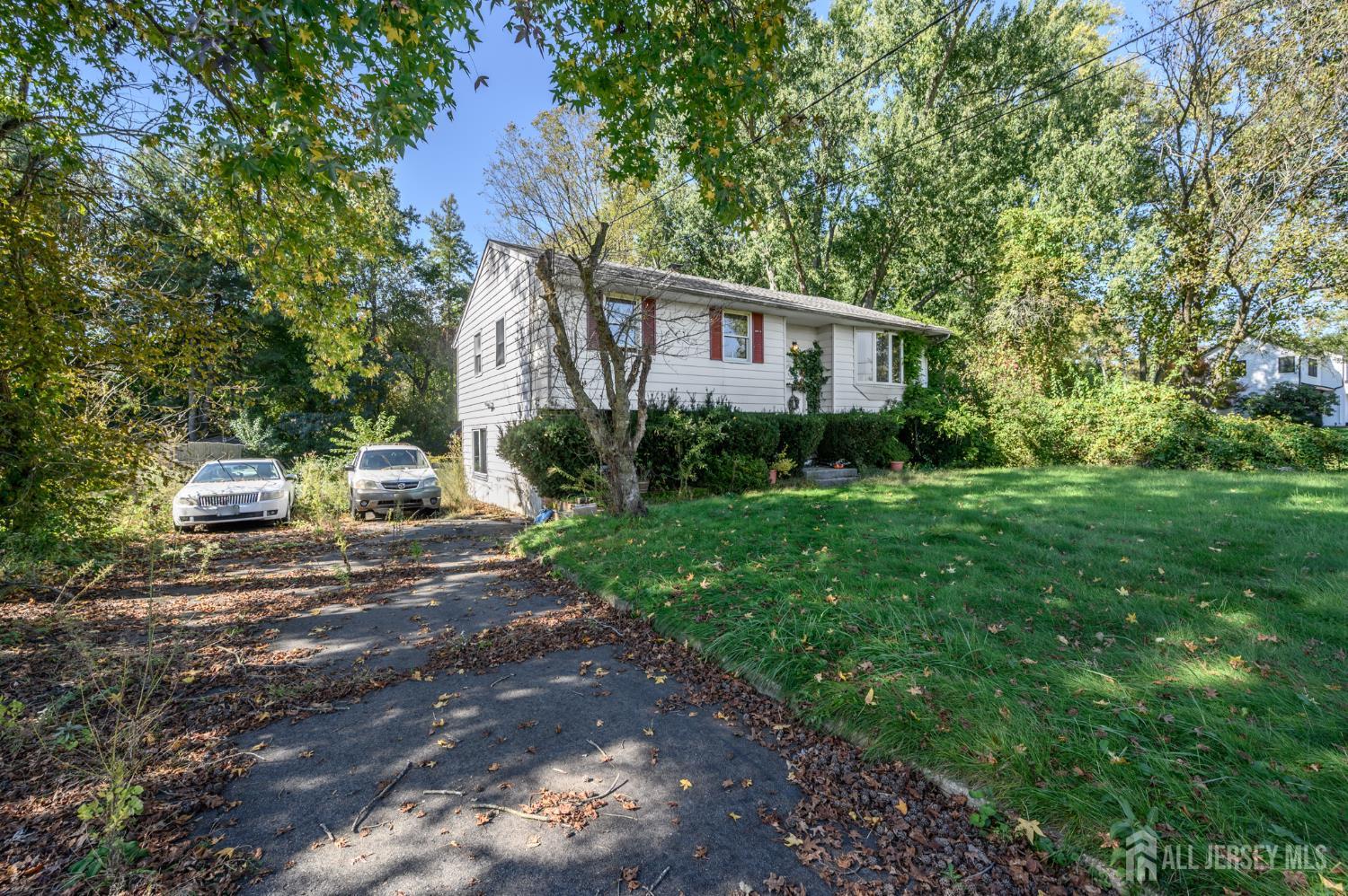 25 Applegate Lane Plumsted NJ 08533