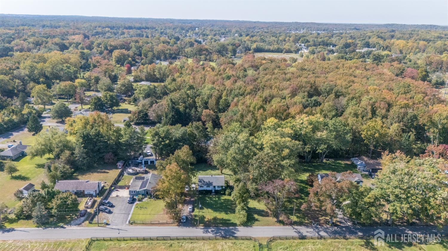 25 Applegate Lane Plumsted NJ 08533