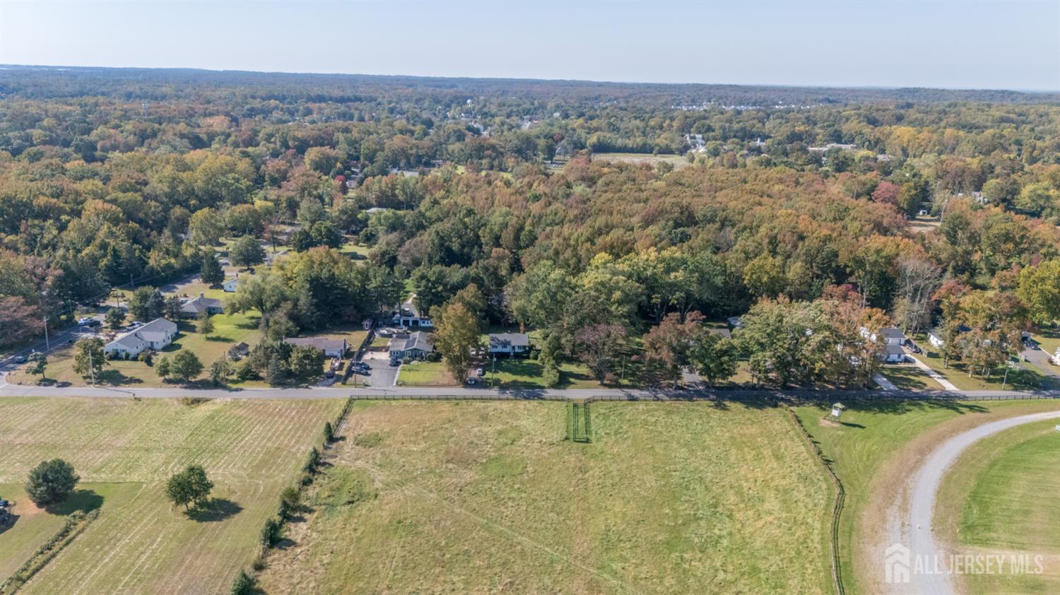25 Applegate Lane Plumsted NJ 08533