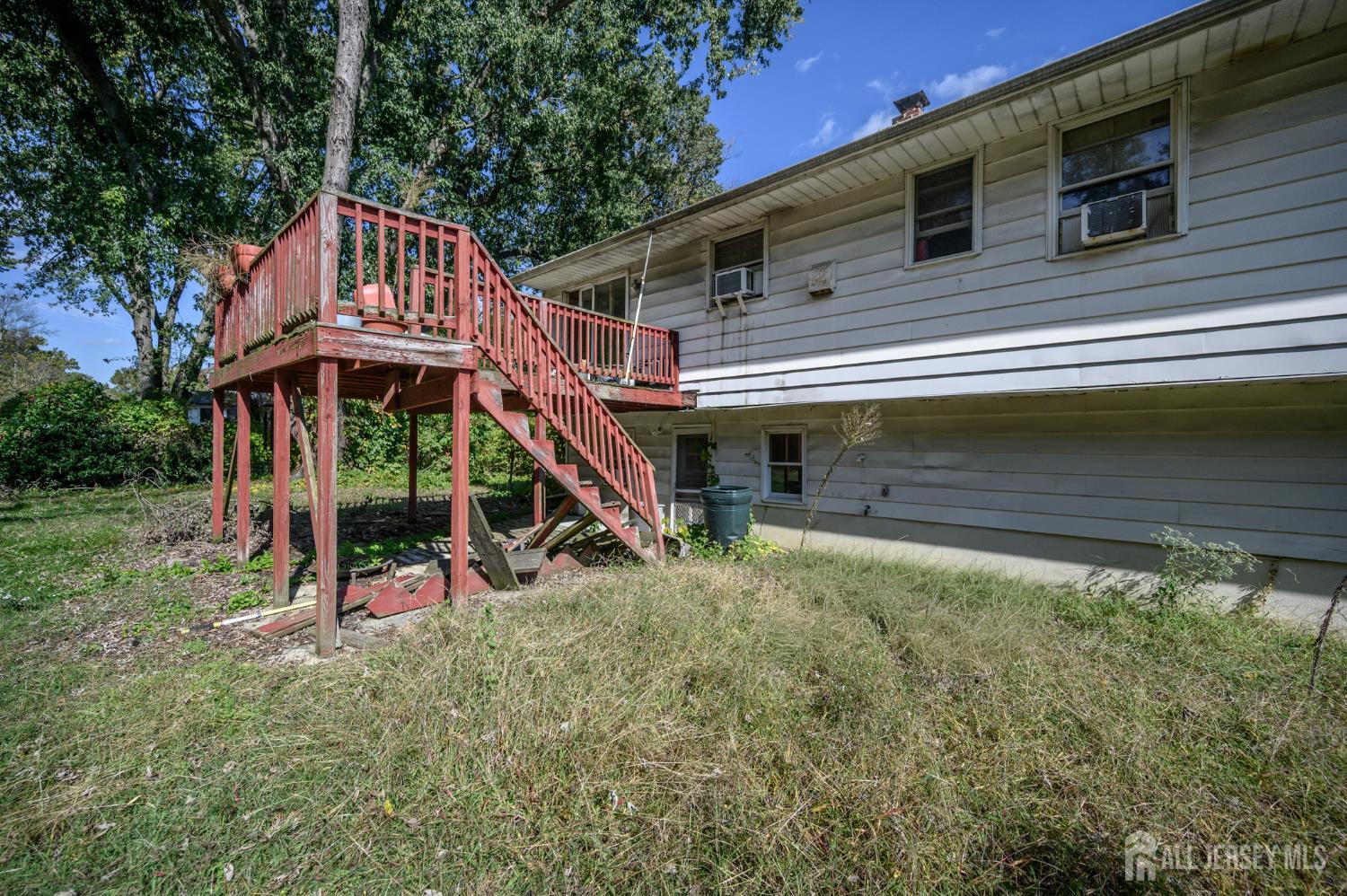 25 Applegate Lane Plumsted NJ 08533
