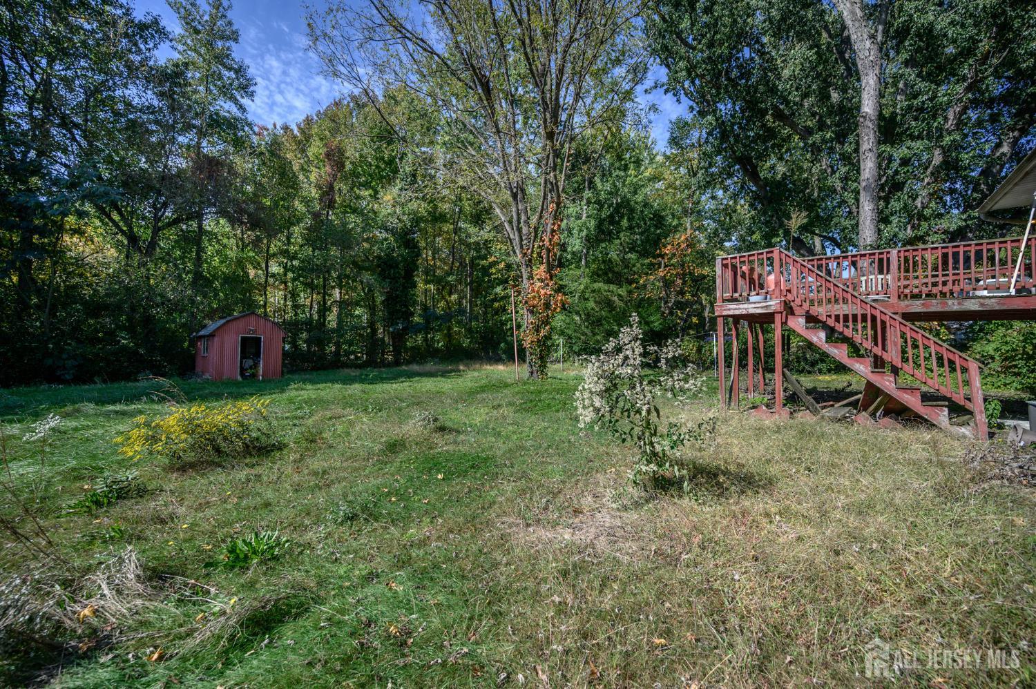 25 Applegate Lane Plumsted NJ 08533