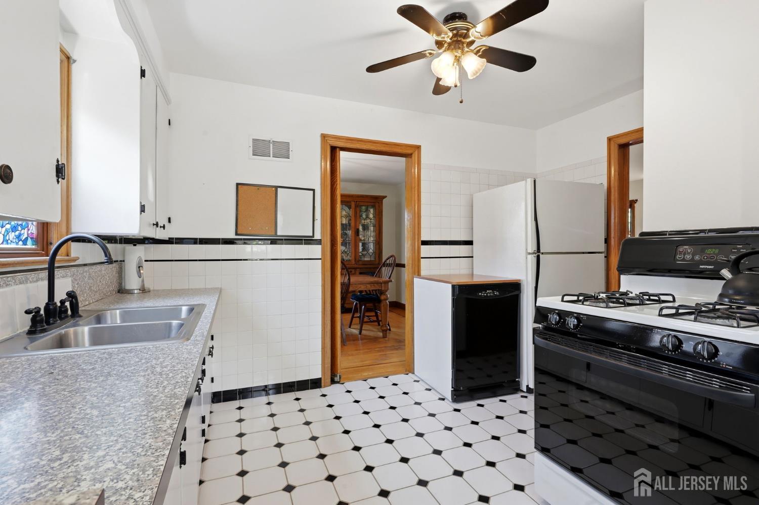 366 Vosseller Avenue Bound Brook NJ 08805