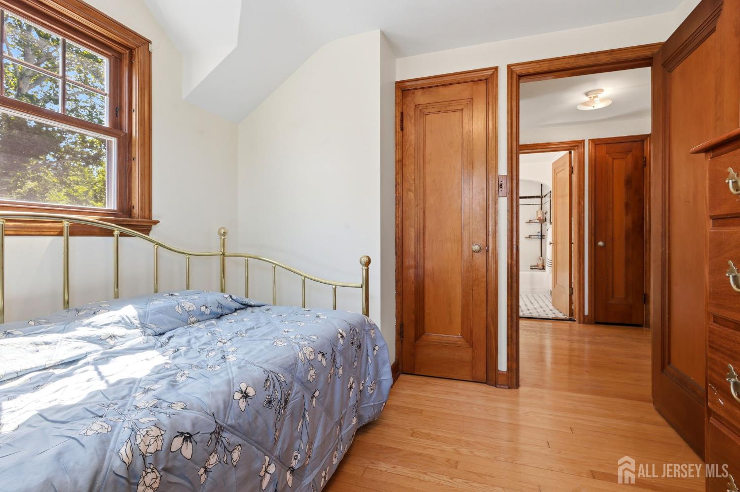366 Vosseller Avenue Bound Brook NJ 08805