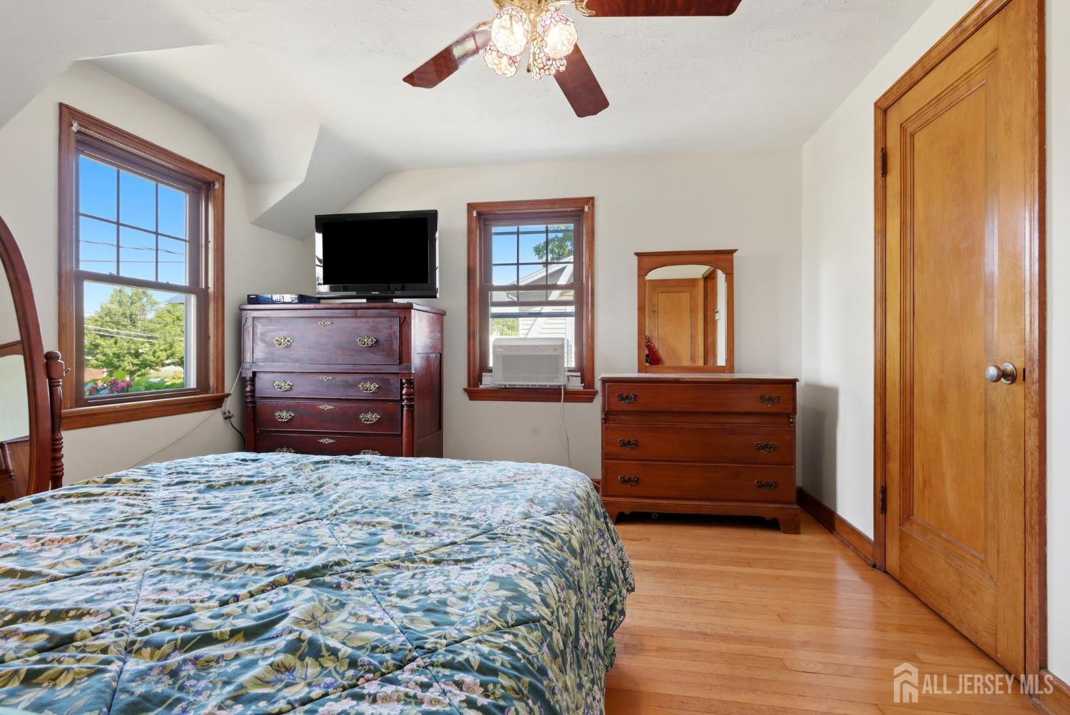 366 Vosseller Avenue Bound Brook NJ 08805