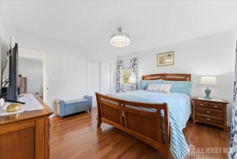 16 Hogback Road Franklin NJ 08867