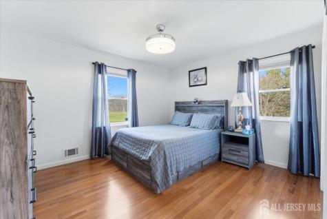 16 Hogback Road Franklin NJ 08867
