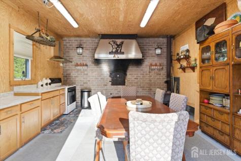 16 Hogback Road Franklin NJ 08867