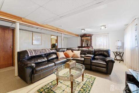 16 Hogback Road Franklin NJ 08867