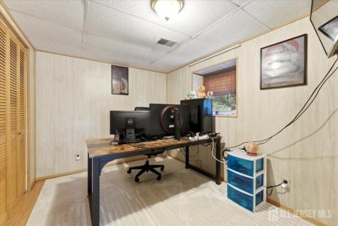 16 Hogback Road Franklin NJ 08867
