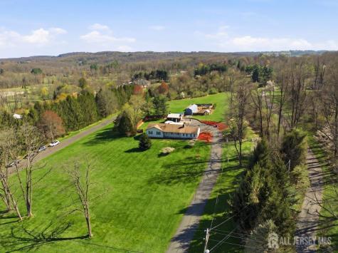 16 Hogback Road Franklin NJ 08867
