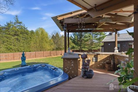16 Hogback Road Franklin NJ 08867