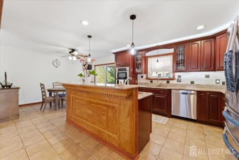 16 Hogback Road Franklin NJ 08867