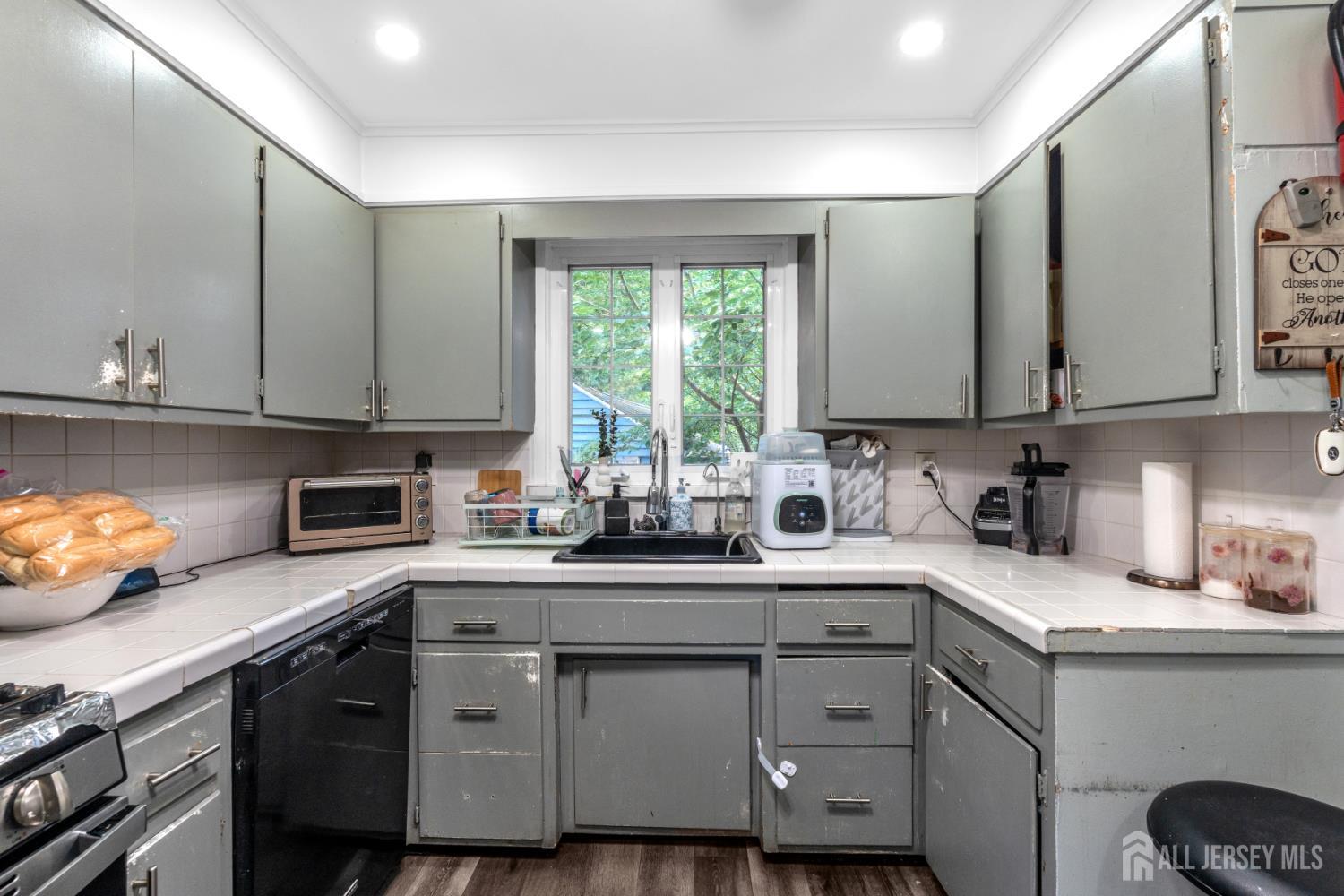 958 Leland Avenue Plainfield NJ 07062