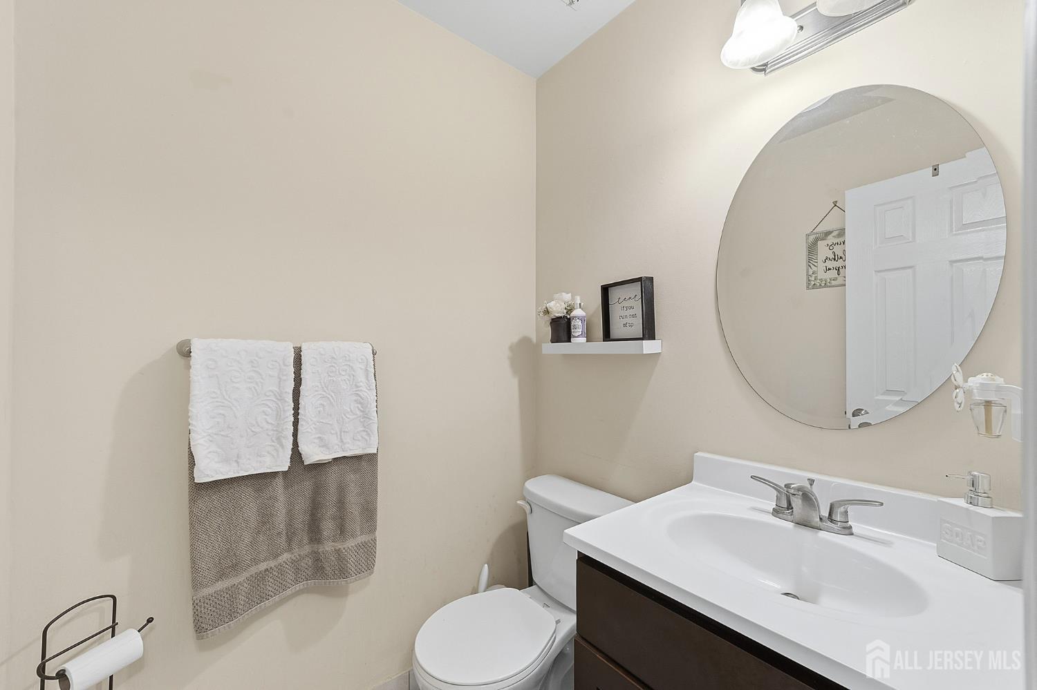 8 Cooper Court Freehold NJ 07728