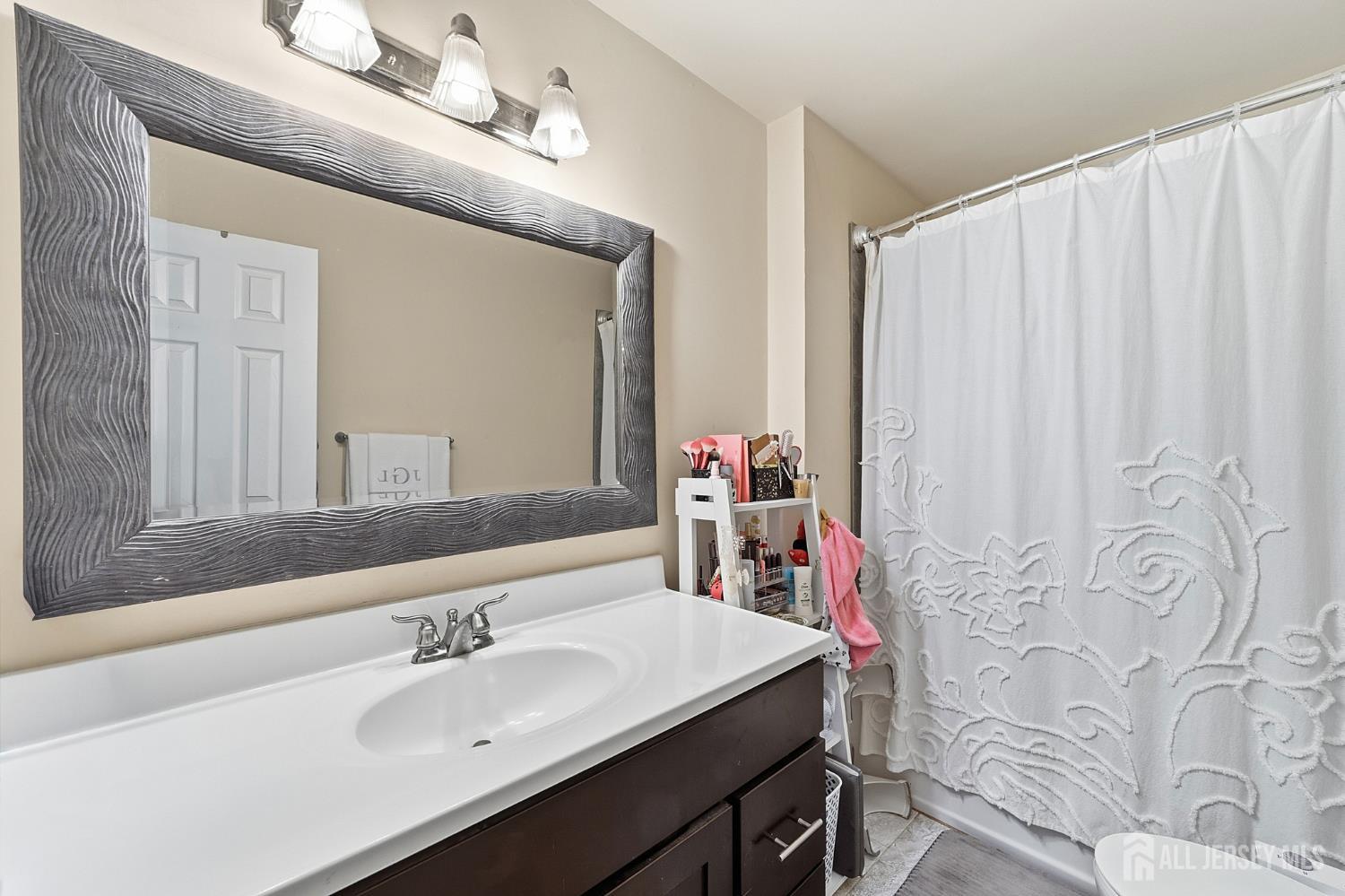 8 Cooper Court Freehold NJ 07728