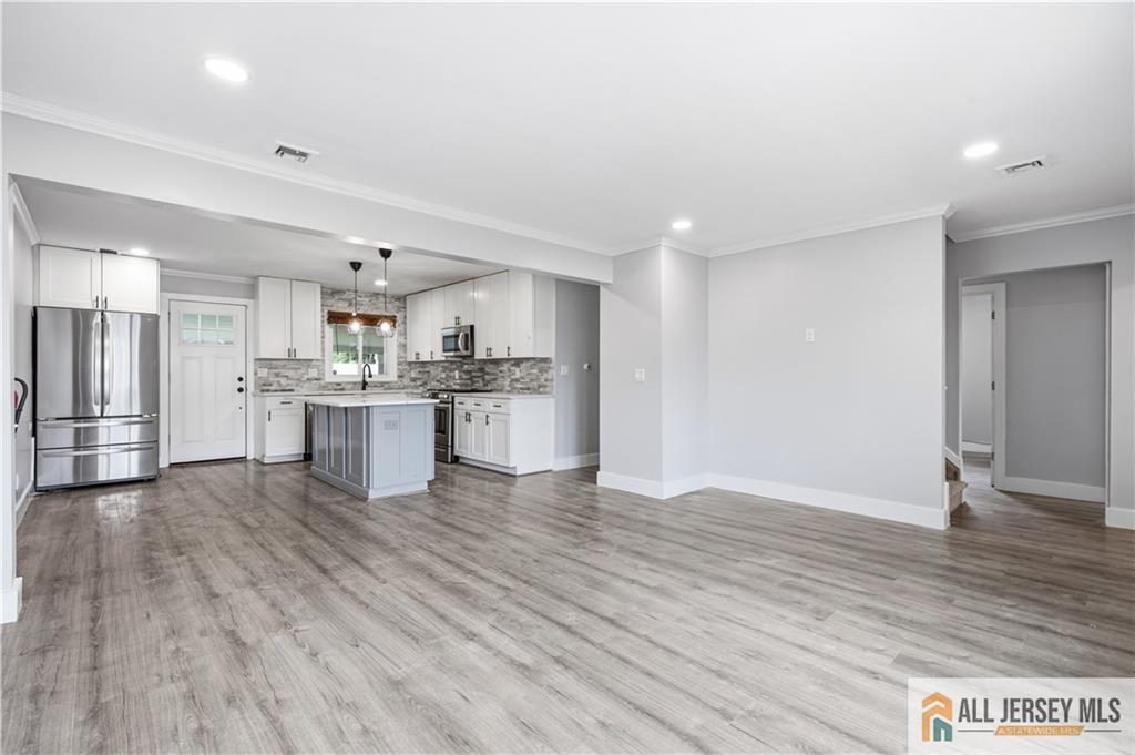 45 Foyer Street Edison NJ 08817