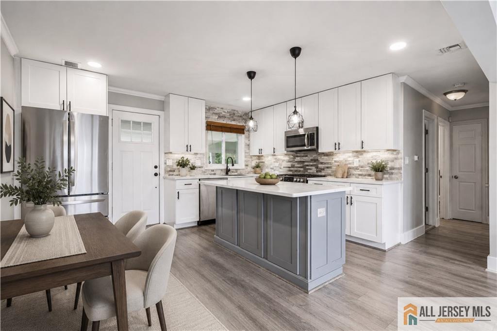 45 Foyer Street Edison NJ 08817
