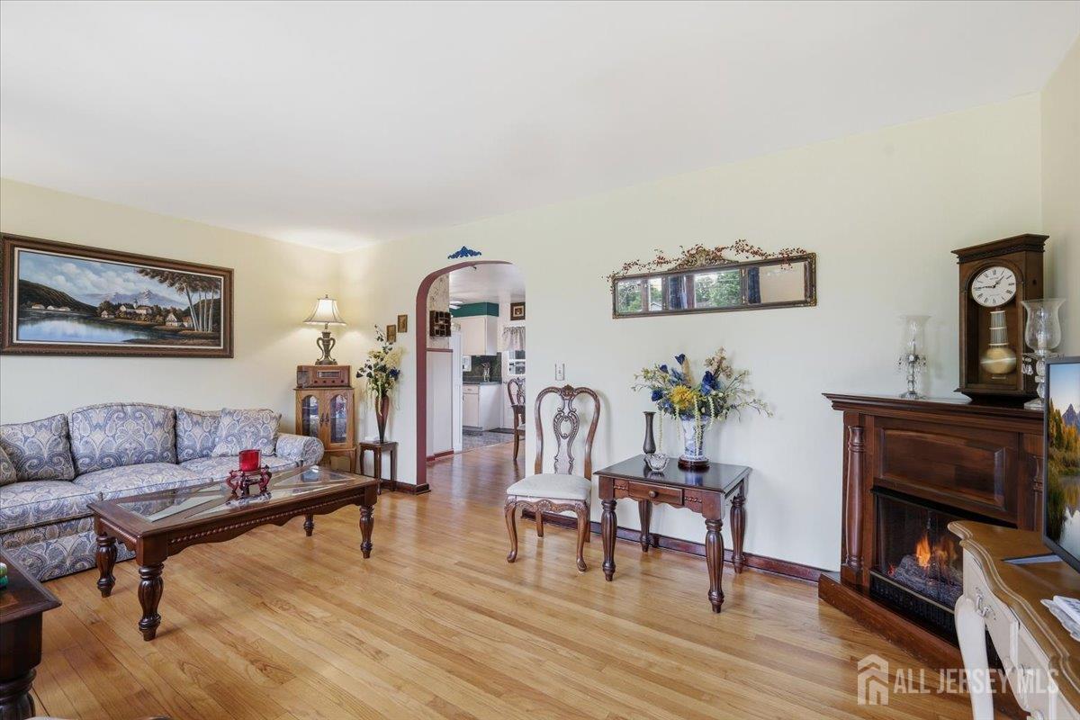 33 Ellison Road Franklin NJ 08873