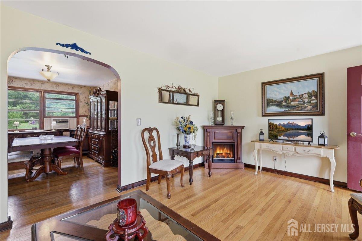 33 Ellison Road Franklin NJ 08873