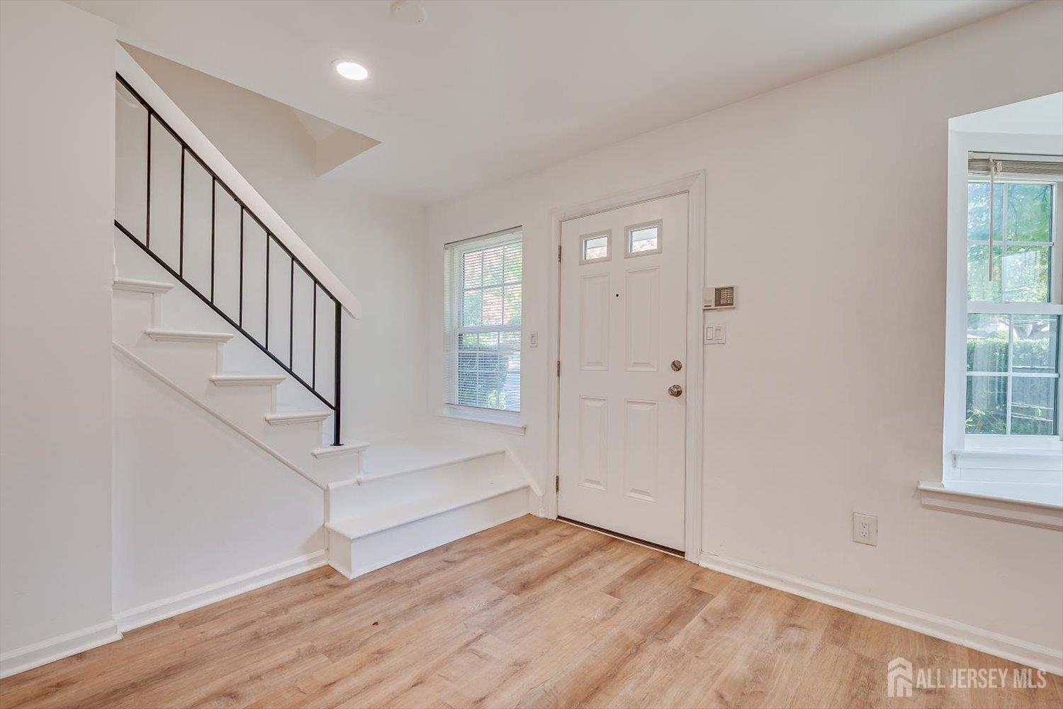 3302 Stonehedge Road Edison NJ 08820