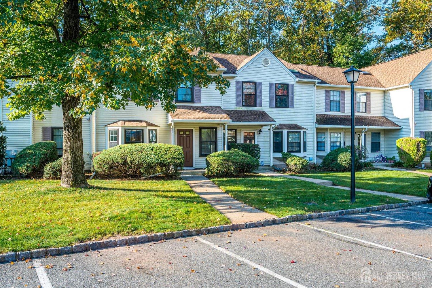 3302 Stonehedge Road Edison NJ 08820