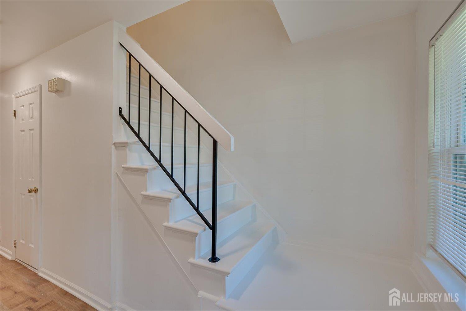 3302 Stonehedge Road Edison NJ 08820