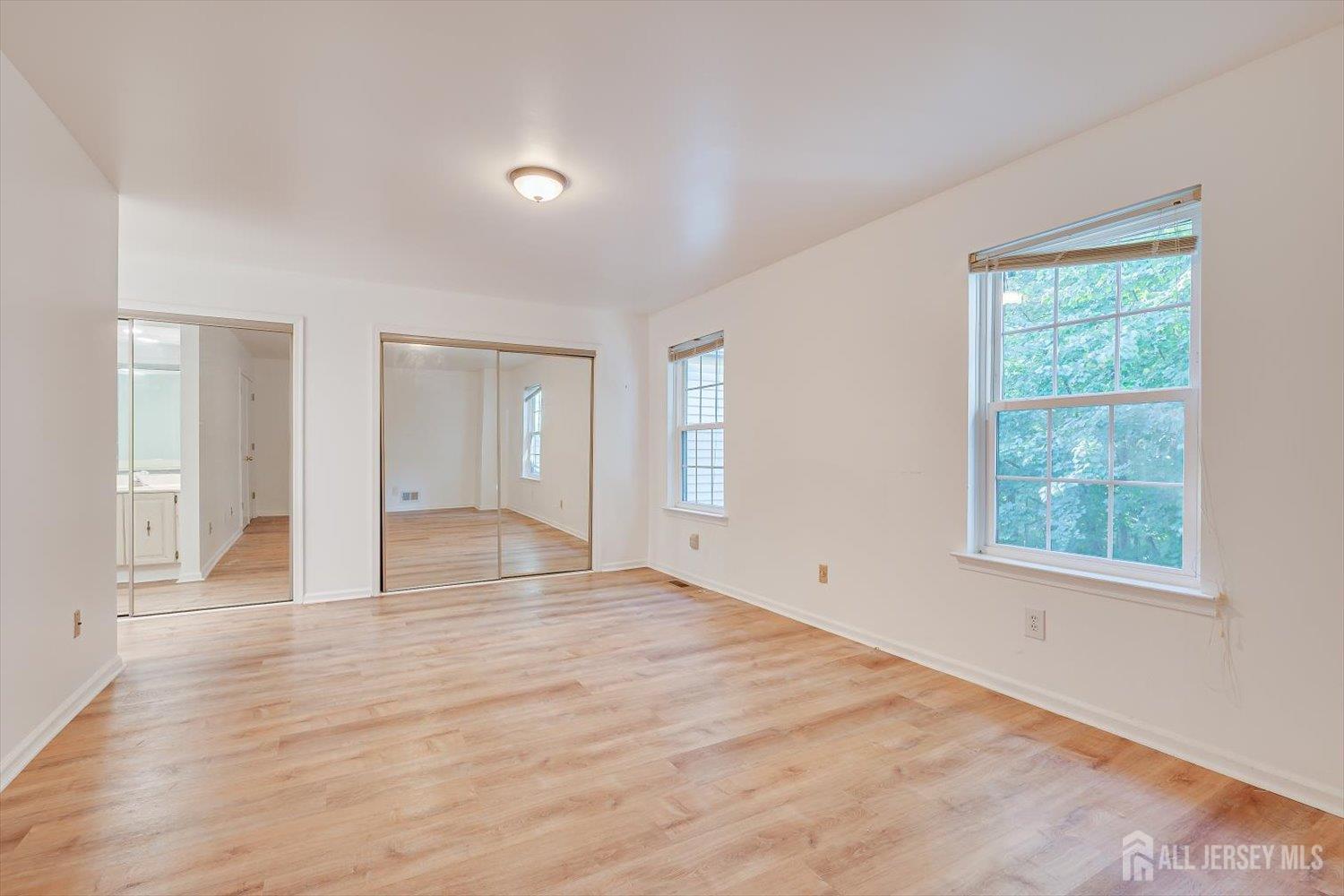 3302 Stonehedge Road Edison NJ 08820