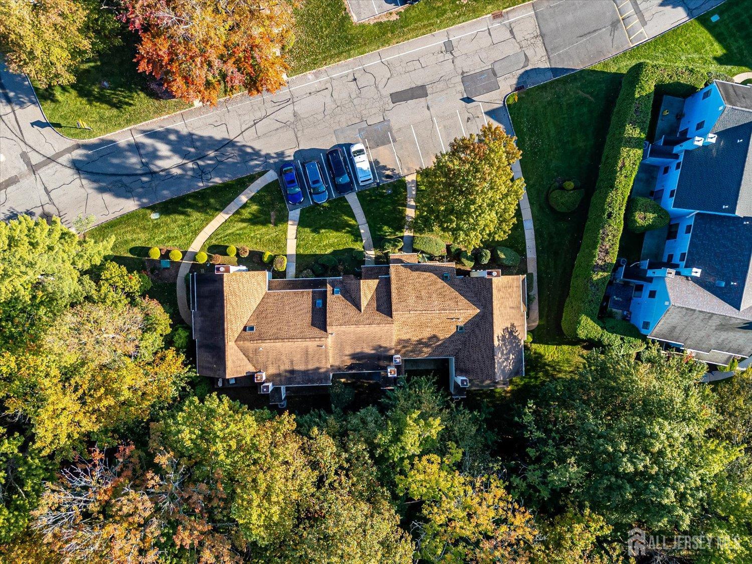 3302 Stonehedge Road Edison NJ 08820