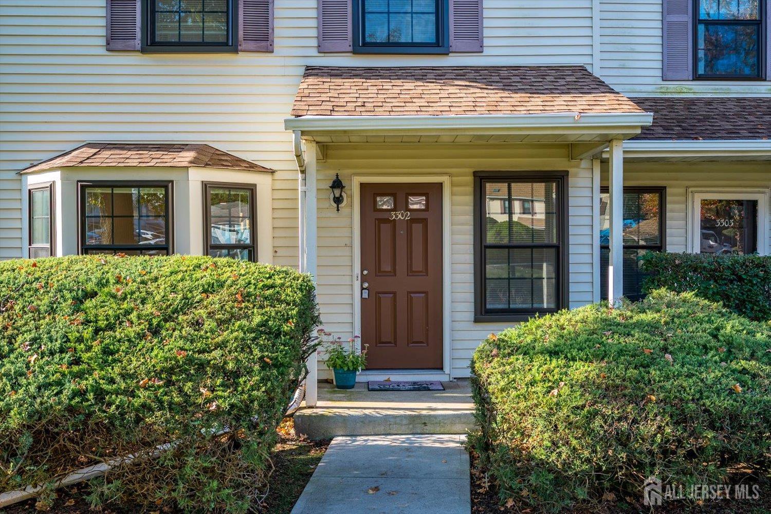 3302 Stonehedge Road Edison NJ 08820